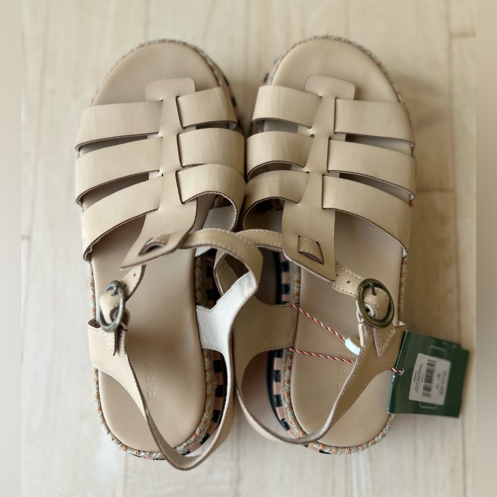 FARM Rio Woman’s Beige Espadrille Platform Sandals Size 9 (EU 40) NWT